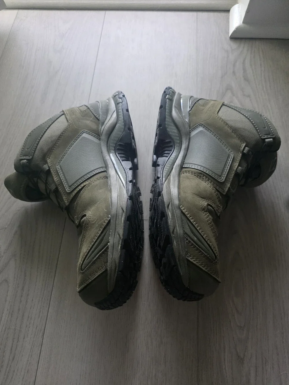 Salomon XA FORCES MD GTX Olive Green Size 8.5 Mens